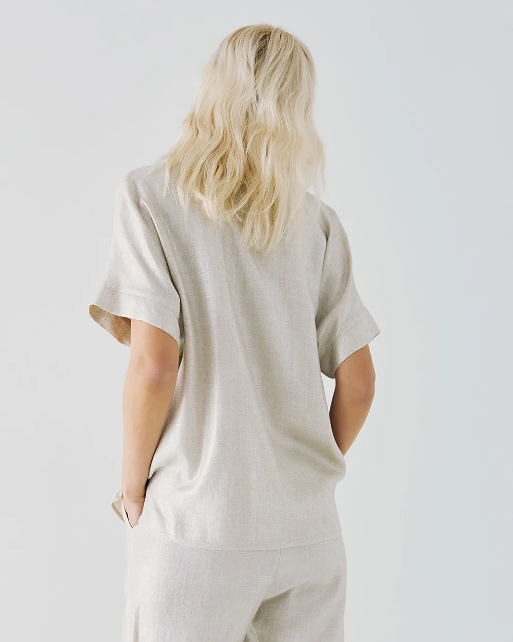 Access Fashion Short-sleeve Metallic-effect Shirt