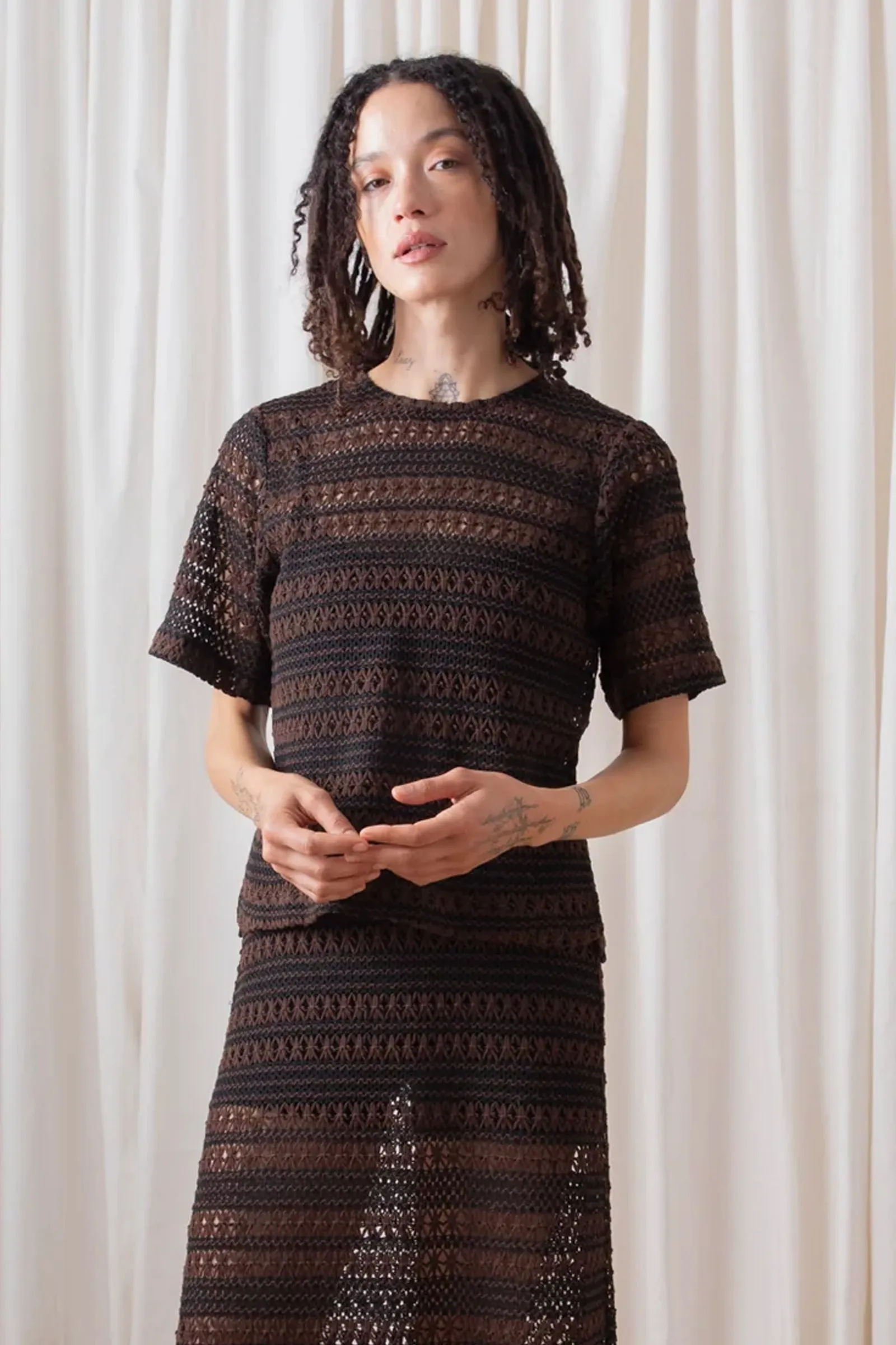 Ali Golden Crochet Woven T-Shirt in Brown/Black