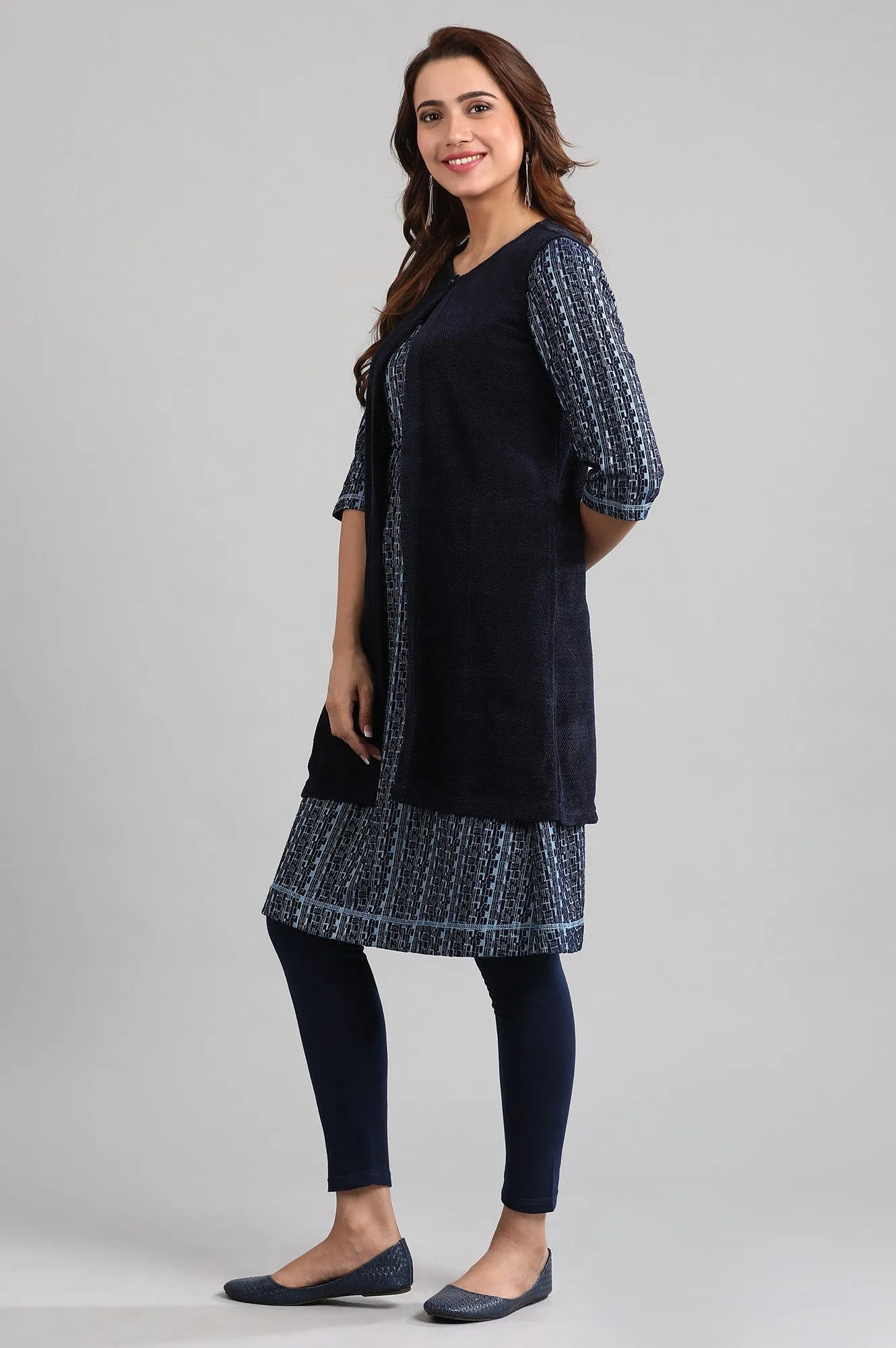 Blue Round Neck Yarn-dyed Winter Gillet