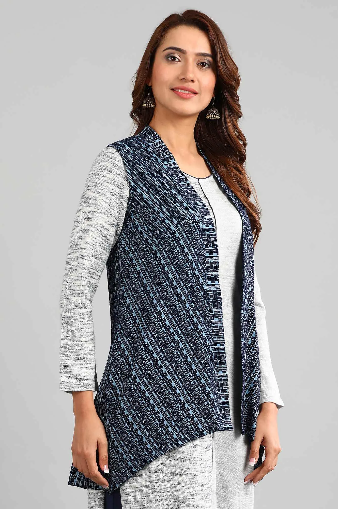 Blue Shawl Neck Yarn-dyed Winter Gillet