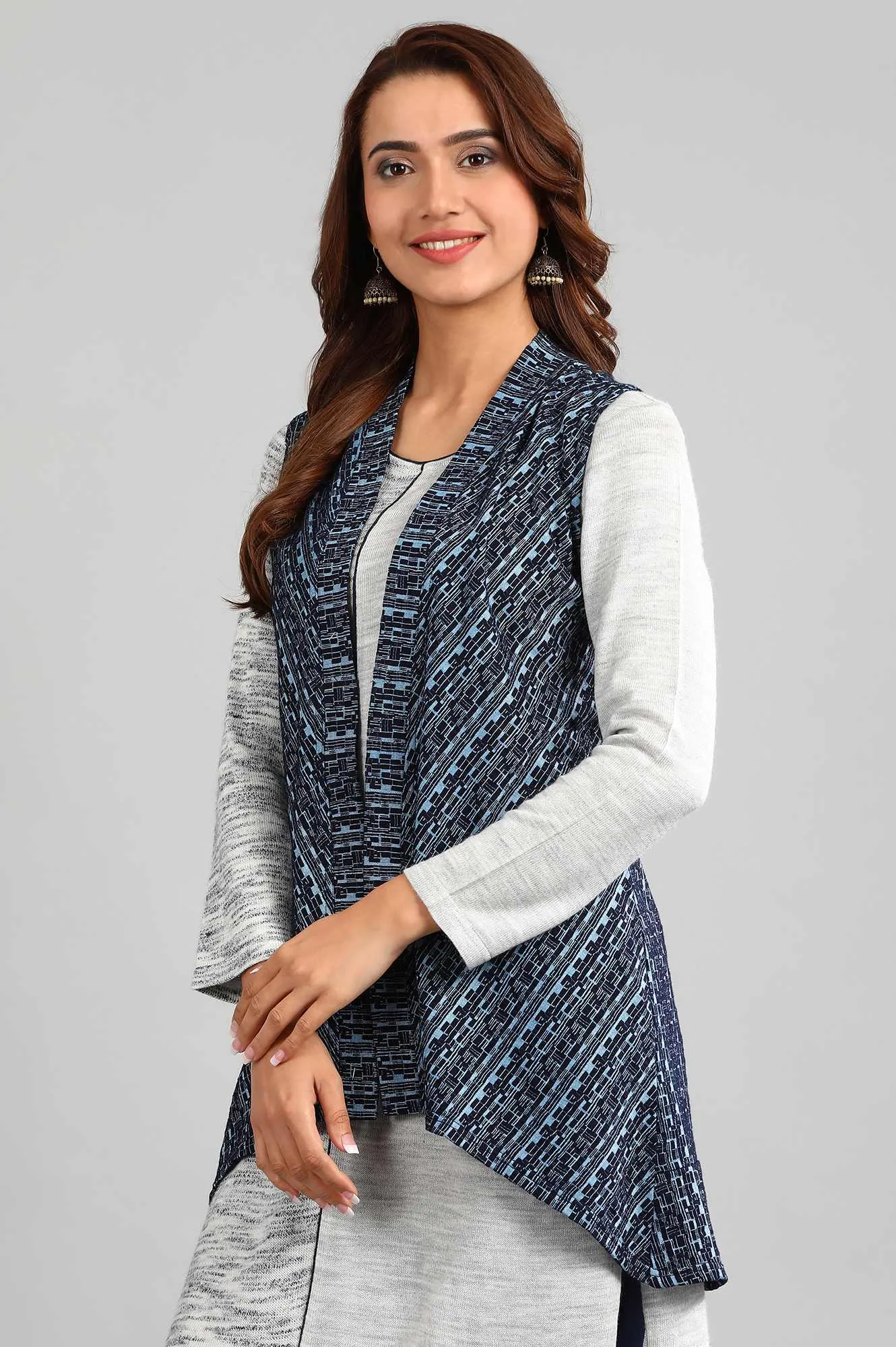 Blue Shawl Neck Yarn-dyed Winter Gillet