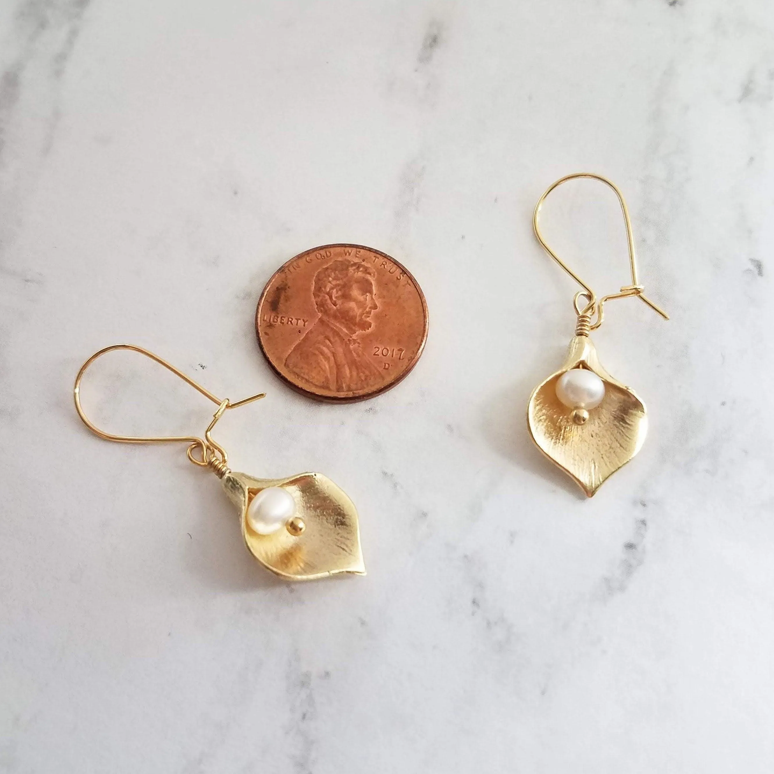 Calla Lily Earrings - gold matte brass & freshwater pearls, locking kidney ear hook, delicate flower earrings, bridal bridesmaid jewelry