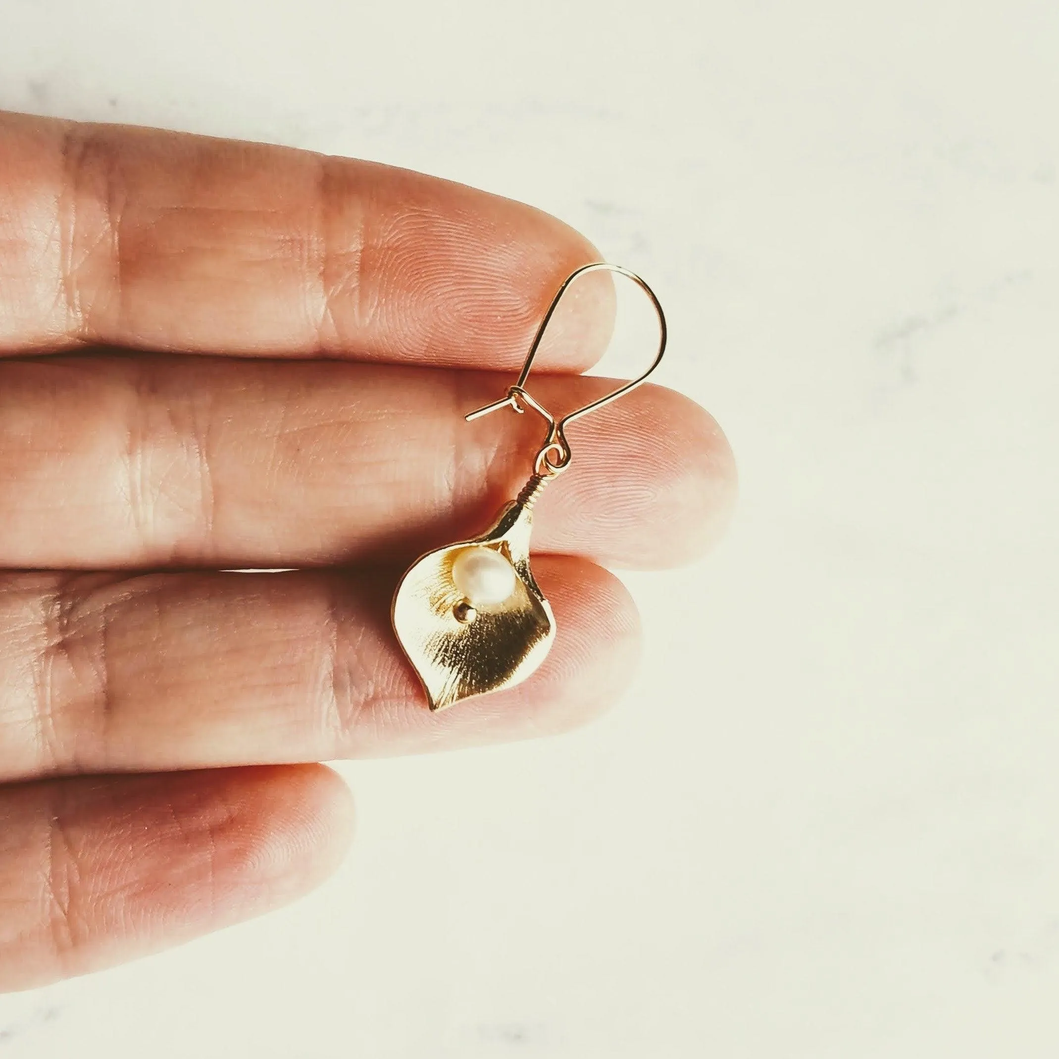 Calla Lily Earrings - gold matte brass & freshwater pearls, locking kidney ear hook, delicate flower earrings, bridal bridesmaid jewelry