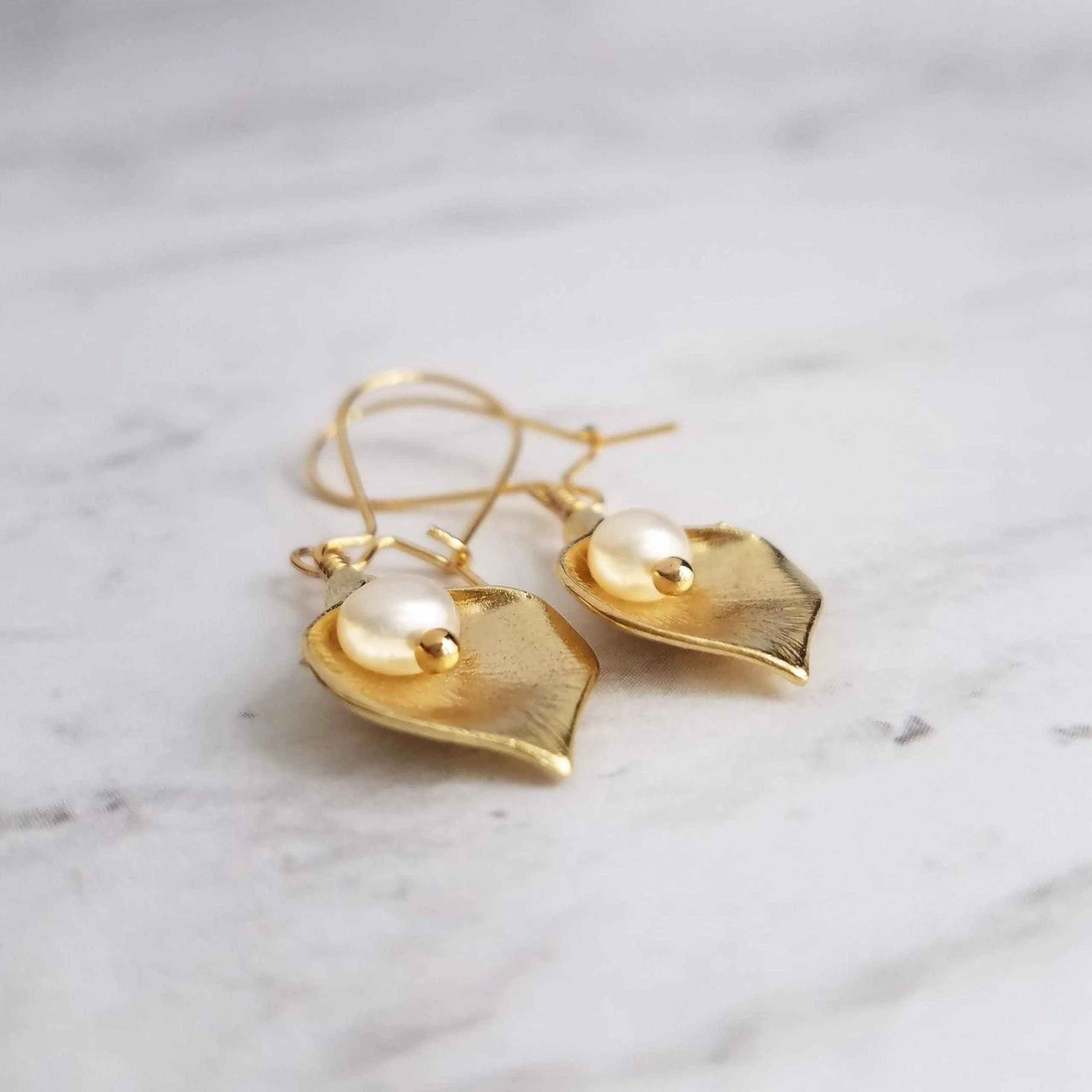 Calla Lily Earrings - gold matte brass & freshwater pearls, locking kidney ear hook, delicate flower earrings, bridal bridesmaid jewelry