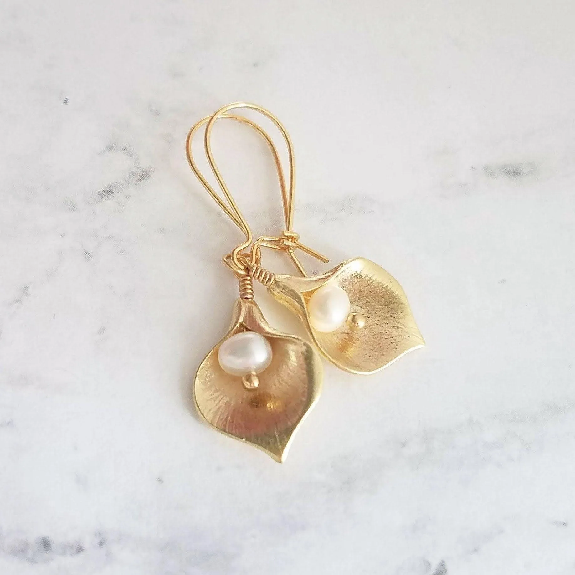 Calla Lily Earrings - gold matte brass & freshwater pearls, locking kidney ear hook, delicate flower earrings, bridal bridesmaid jewelry