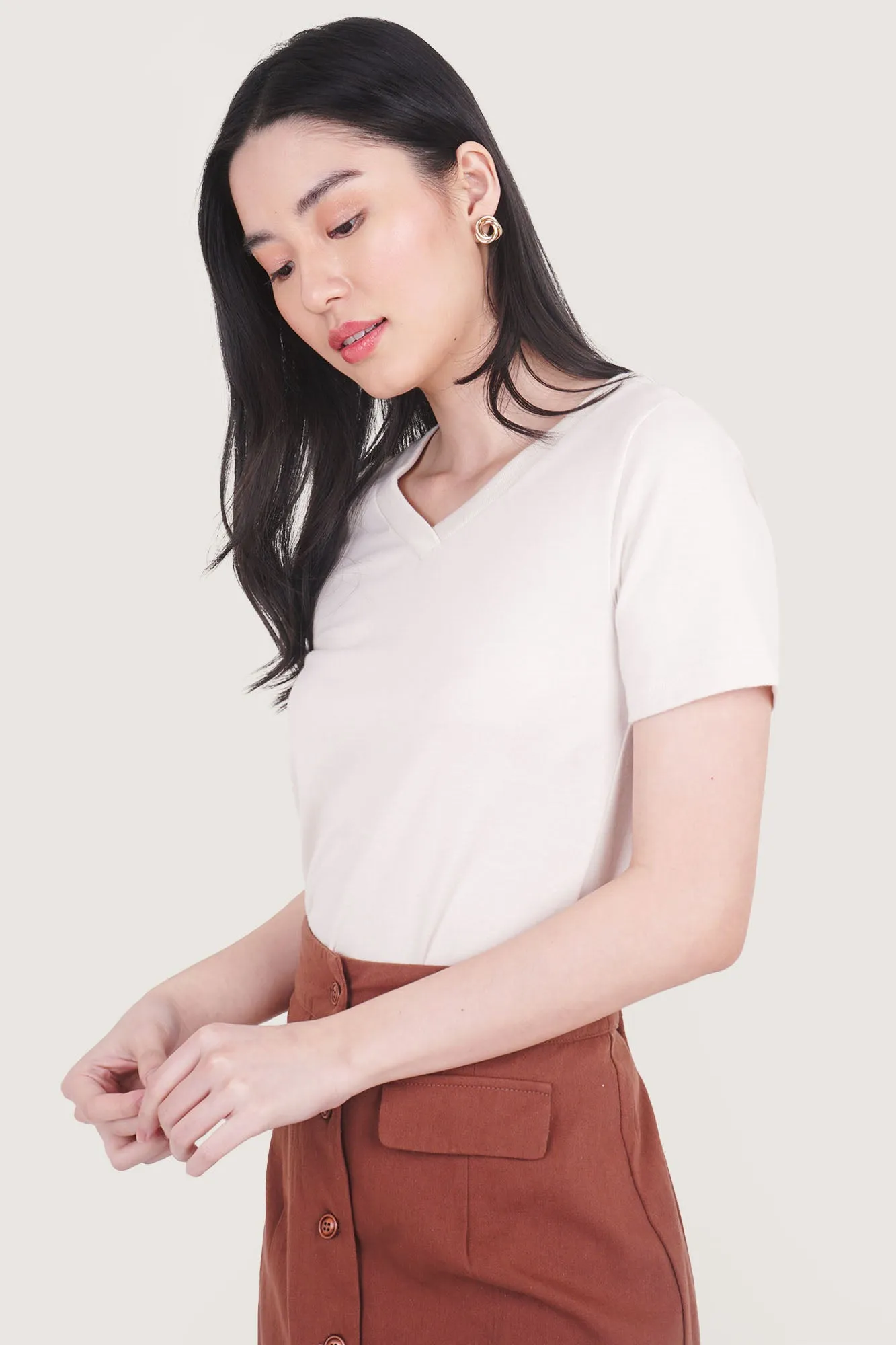 Closet Staples Textured V-Neck Tee