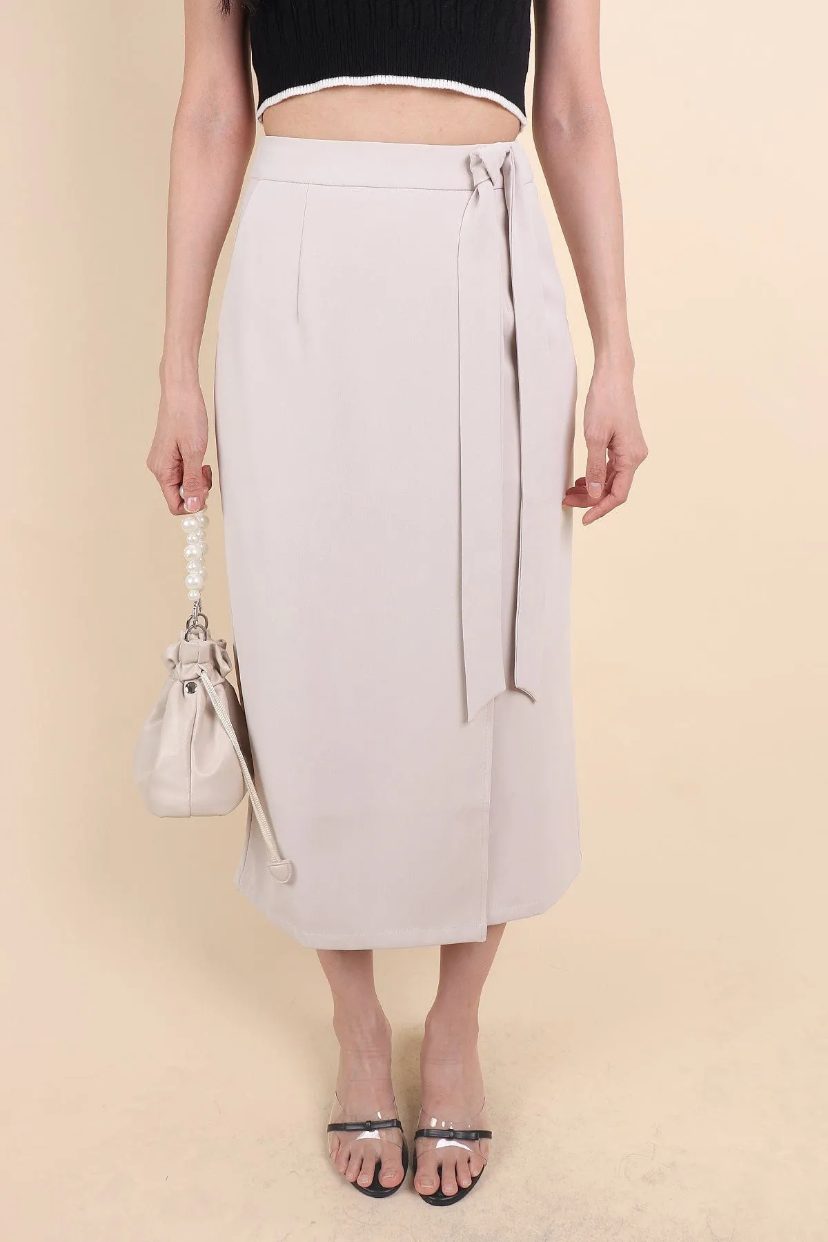 EUSTON MIDAXI SKIRT IN KHAKI