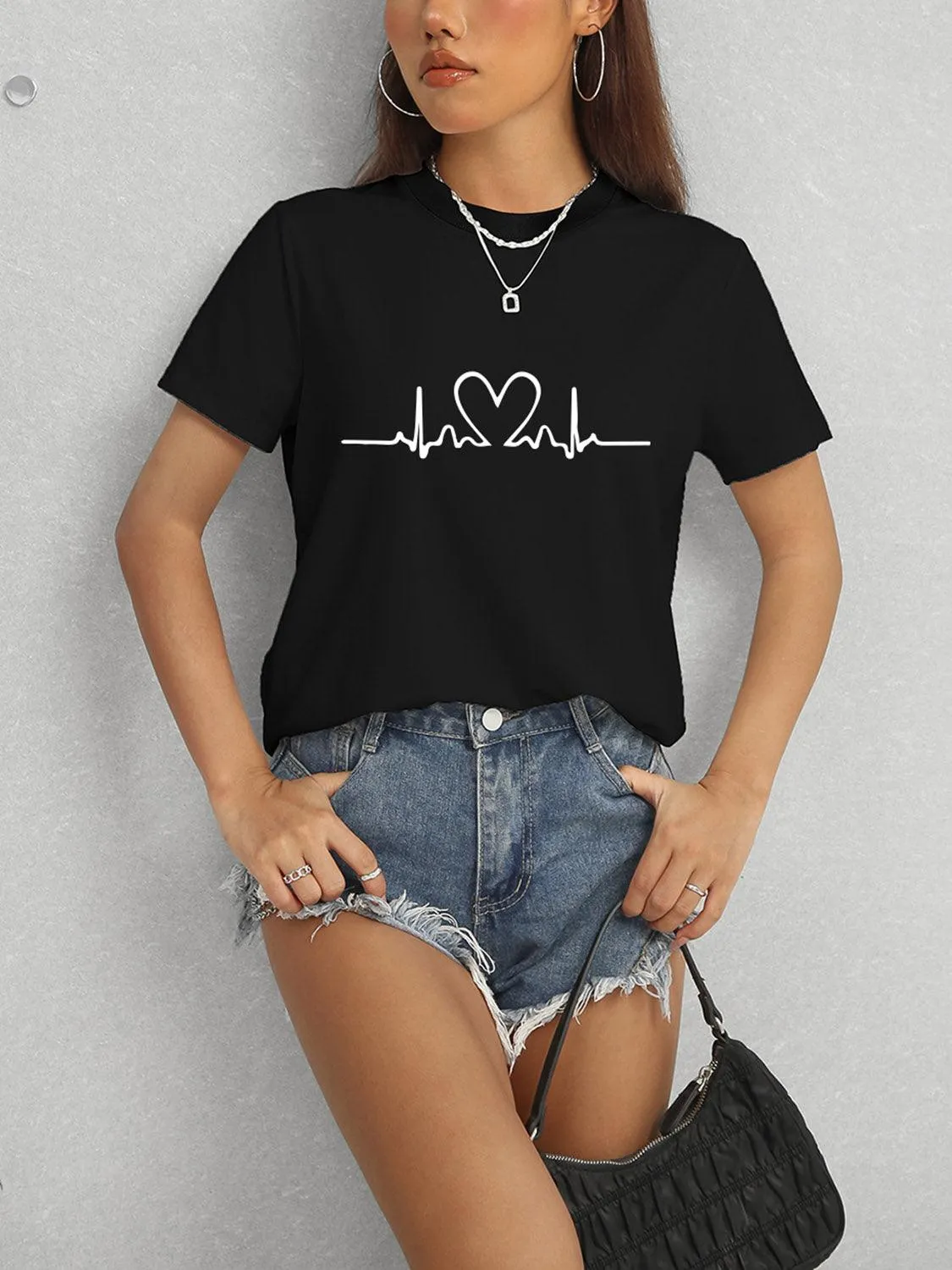 Graphic Heart Beat T-Shirt