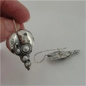 Hadar Designers Handmade Art 925 Sterling Silver Drop Pearl Earrings (H 2663)