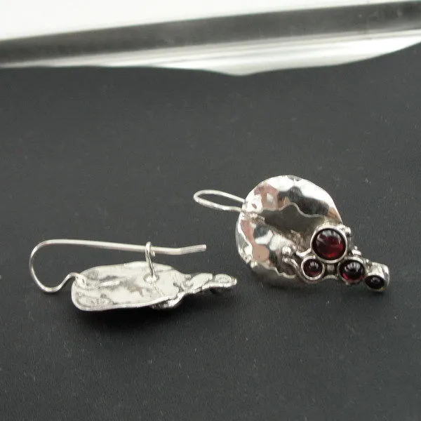Hadar Designers Handmade Artistic 925 Sterling Silver Garnet Earrings (H 2663) y