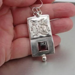 Hadar Designers Israel Handmade Artist 925 Sterling Silver Garnet Pendant (H) y