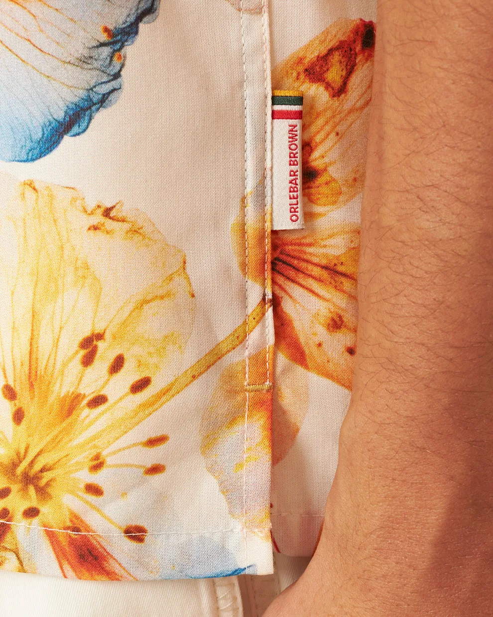 HIBBERT OSHIBANA PRINT SHORT SLEEVE SHIRT - WHITE SAND