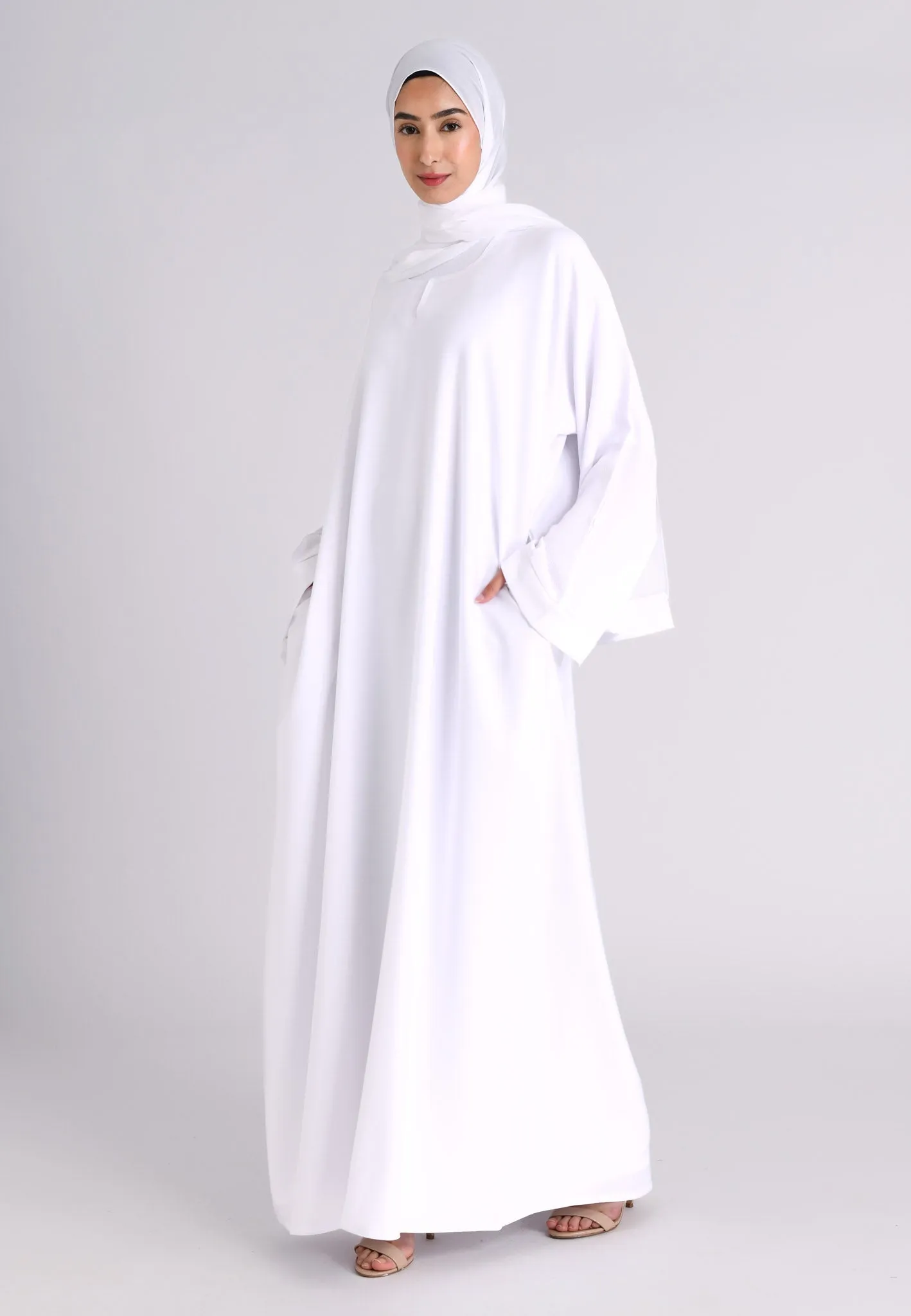 Ivory White Textured Abaya With Pockets (Premium)