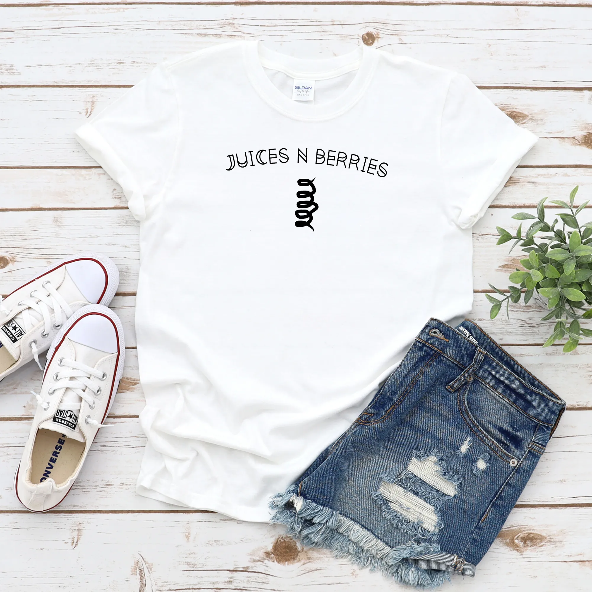 Juices 'N' Berries - 4A Hairtype Shirt.