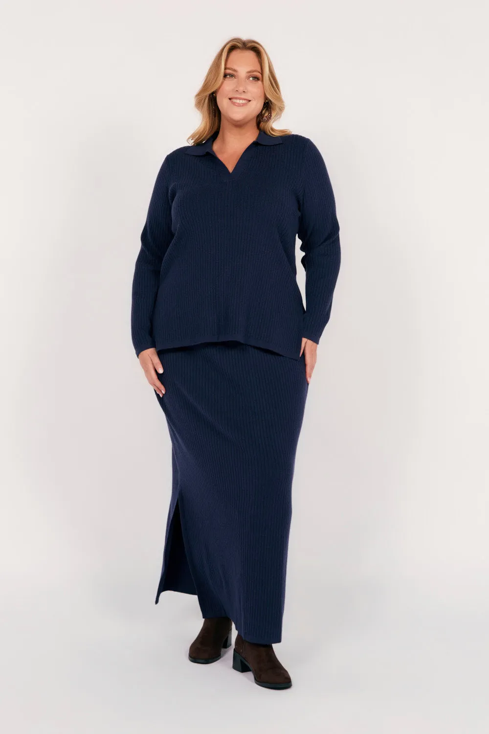 Knitted Skirt in Navy
