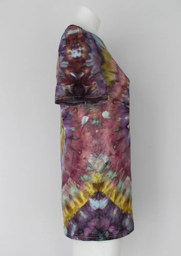 Men's shirt size Small Unisex ice dye - Na's Favorite twist