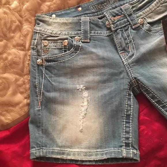 Miss Me shorts NEW size 25