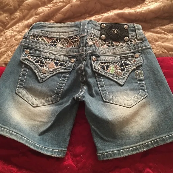 Miss Me shorts NEW size 25