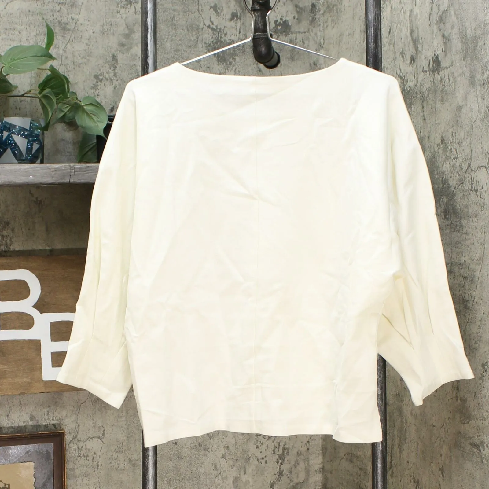 MOTTO Women's Ponte Knit Structured Popover Top