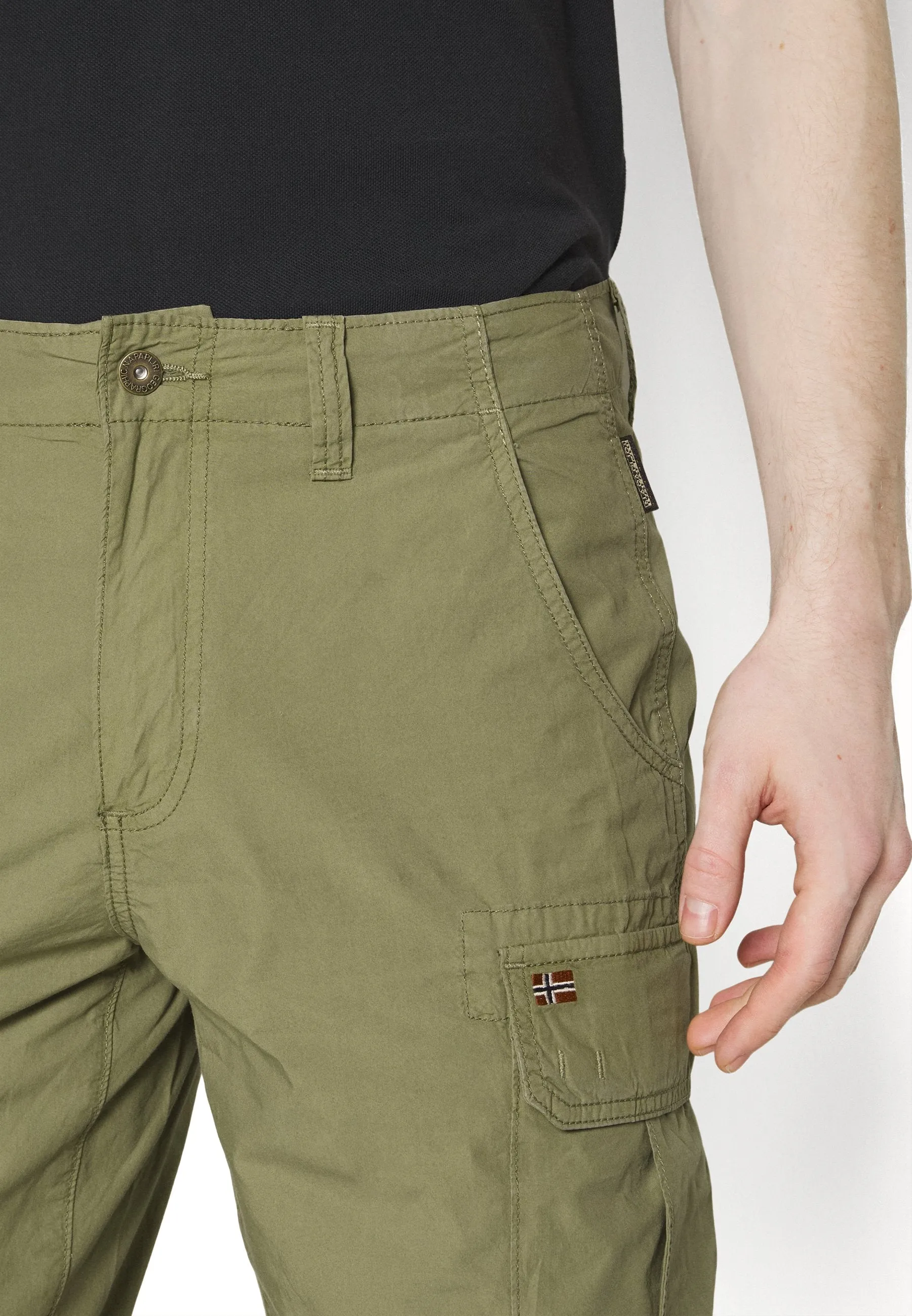 Napapijri Noto Cargo Shorts Green Lichen