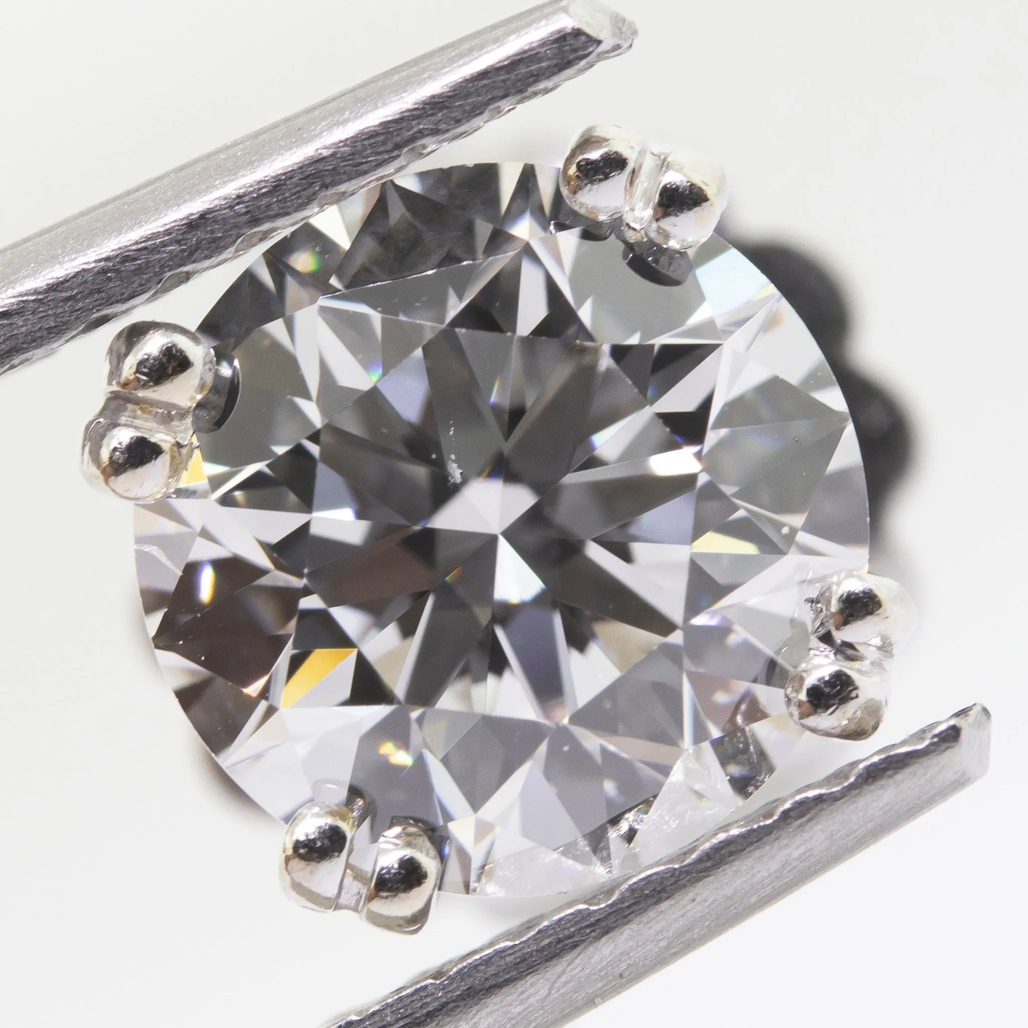 Natural 2.06 Carat GIA CERTIFIED Loose ROUND BRILLIANT Cut Diamond E VS1