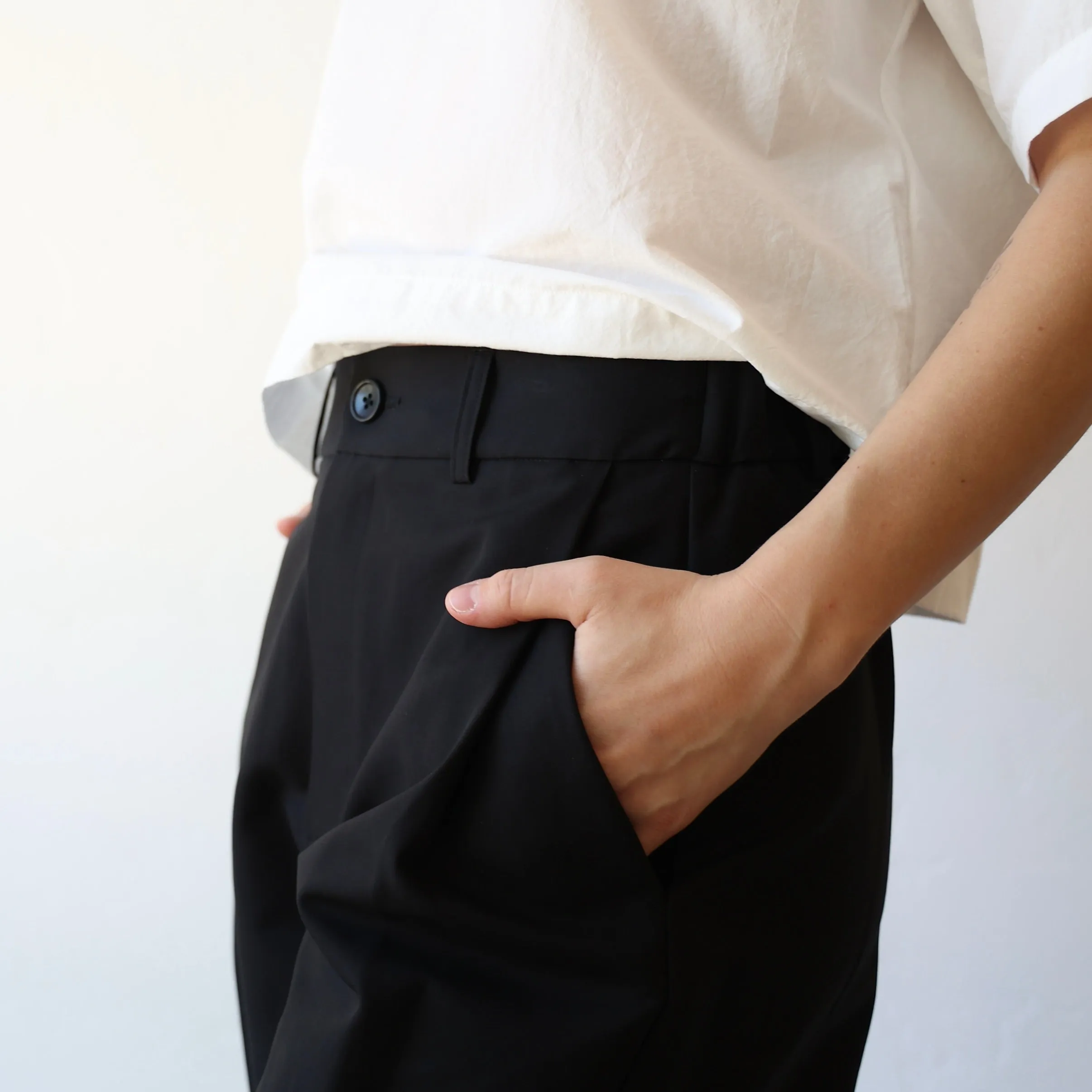 Nicholson & Nicholson Shorts - Black