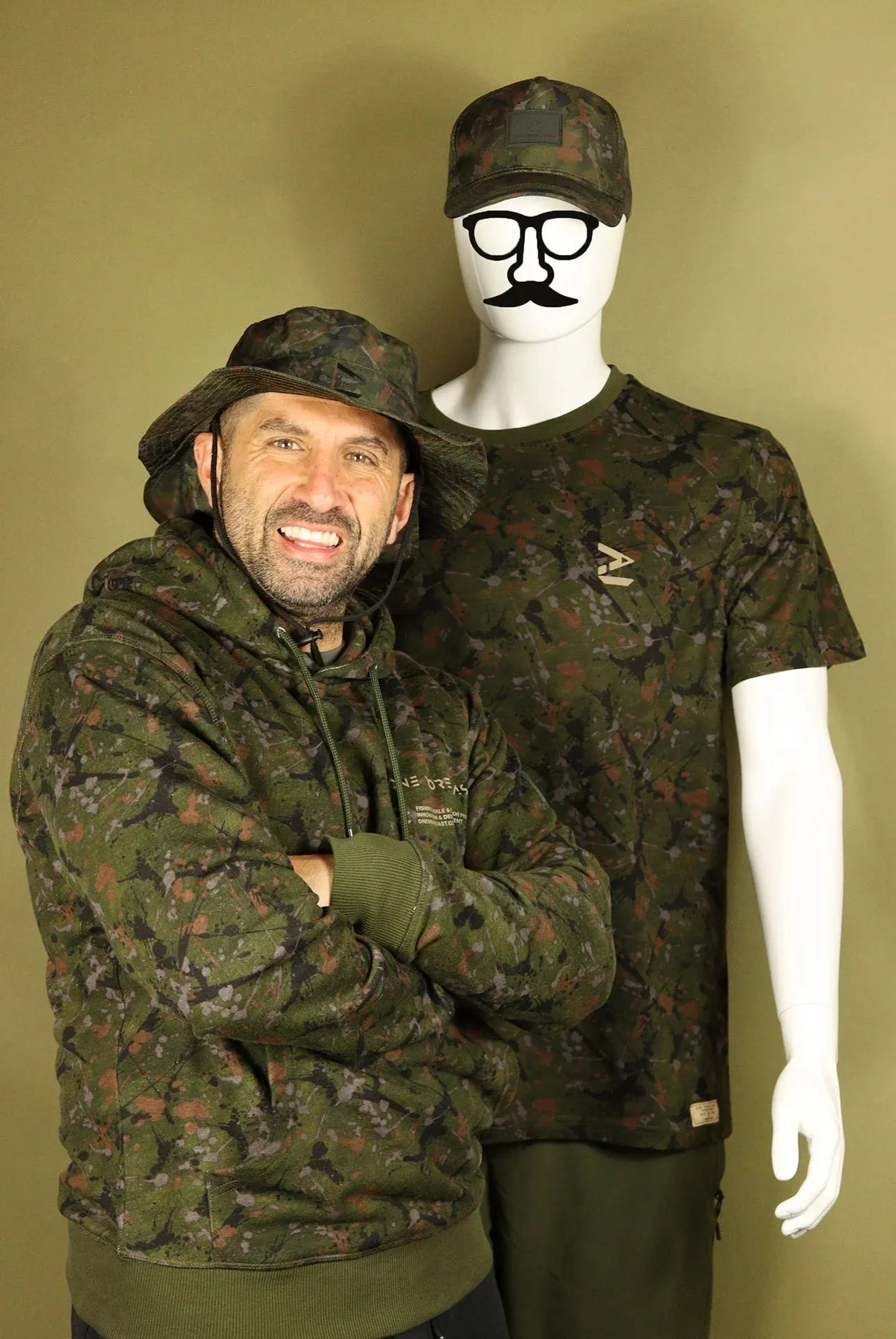 ONE MORE CAST SIGNATURE OMC SPLASH CAMO T-SHIRT