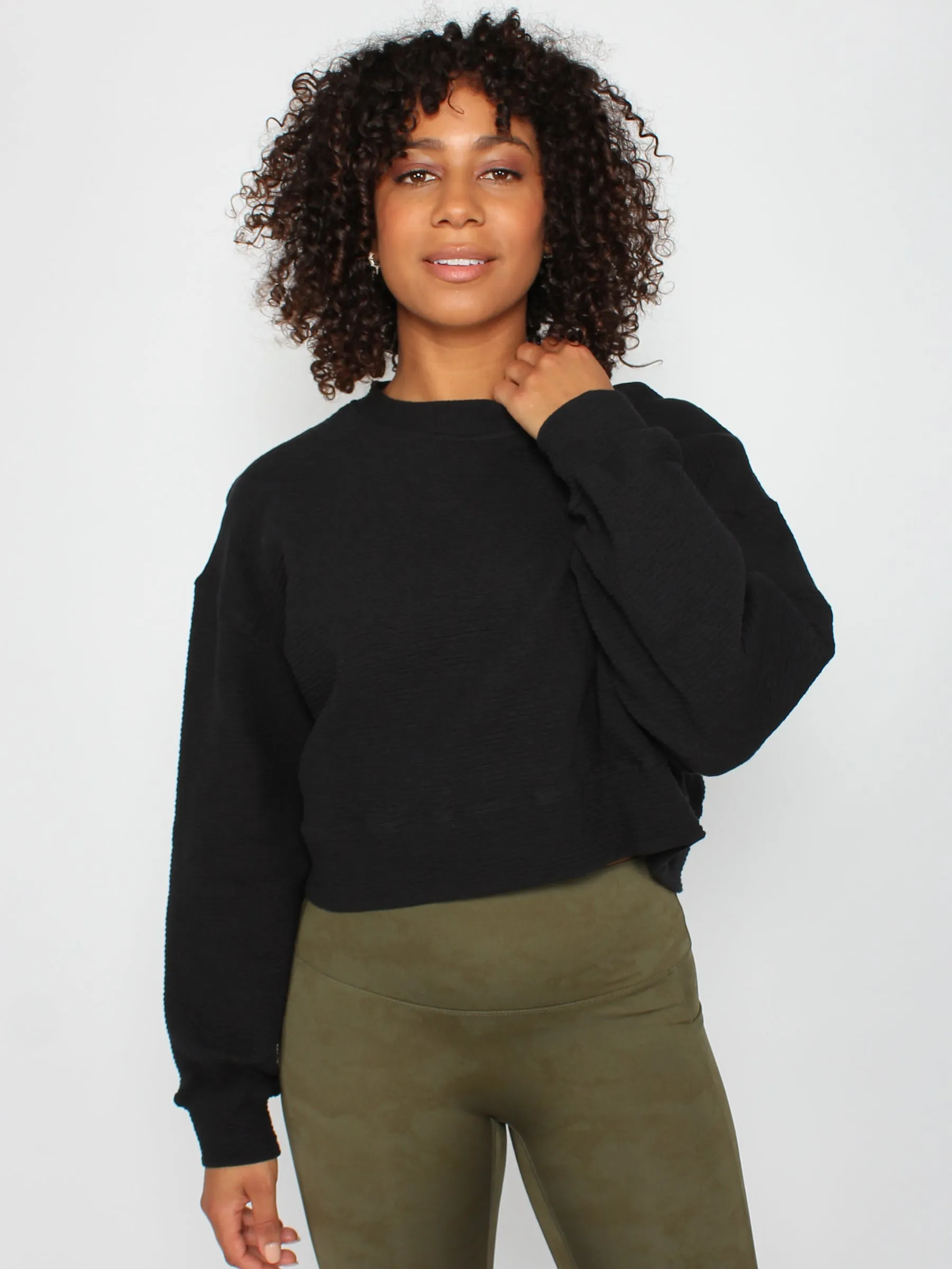 Oversized textured sweater - black