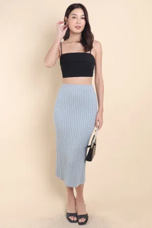 PAMMIE EMBOSSED KNIT SKIRT IN TEAL