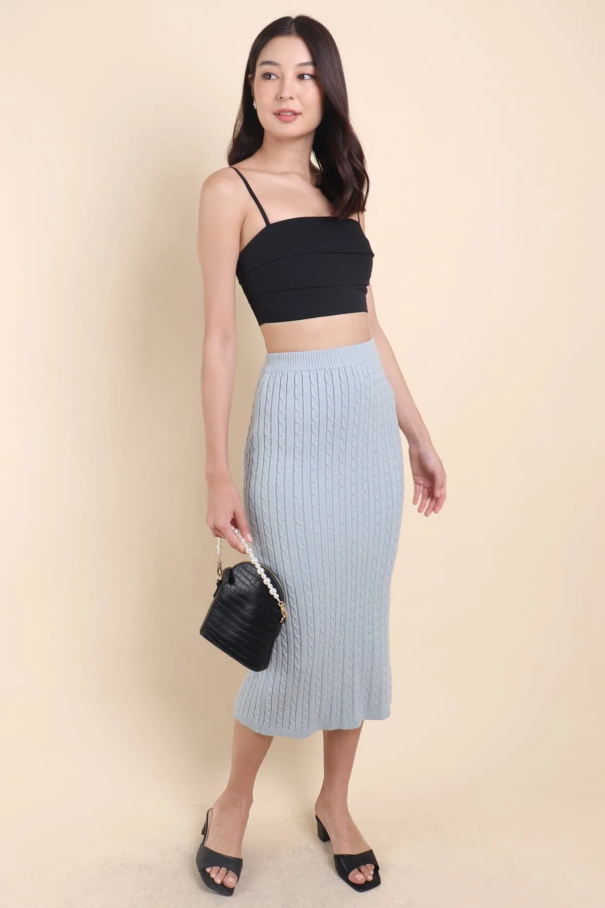 PAMMIE EMBOSSED KNIT SKIRT IN TEAL