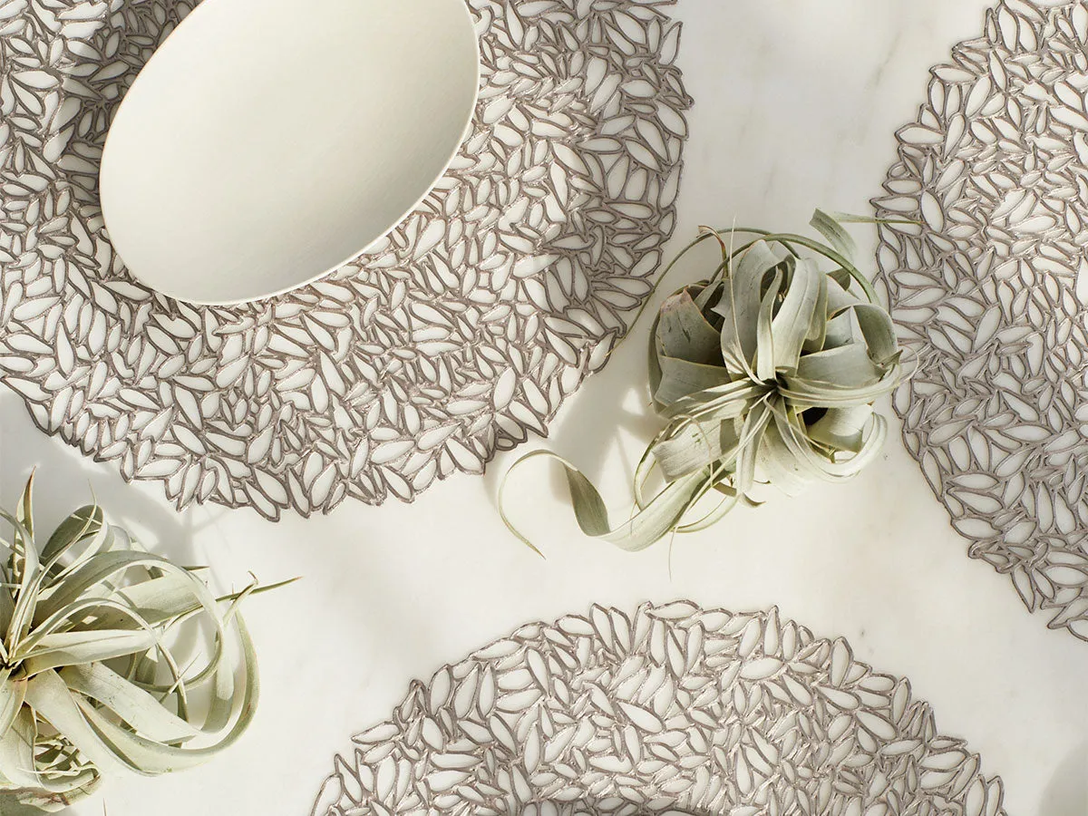 Pressed Petal Round Placemat Gunmetal