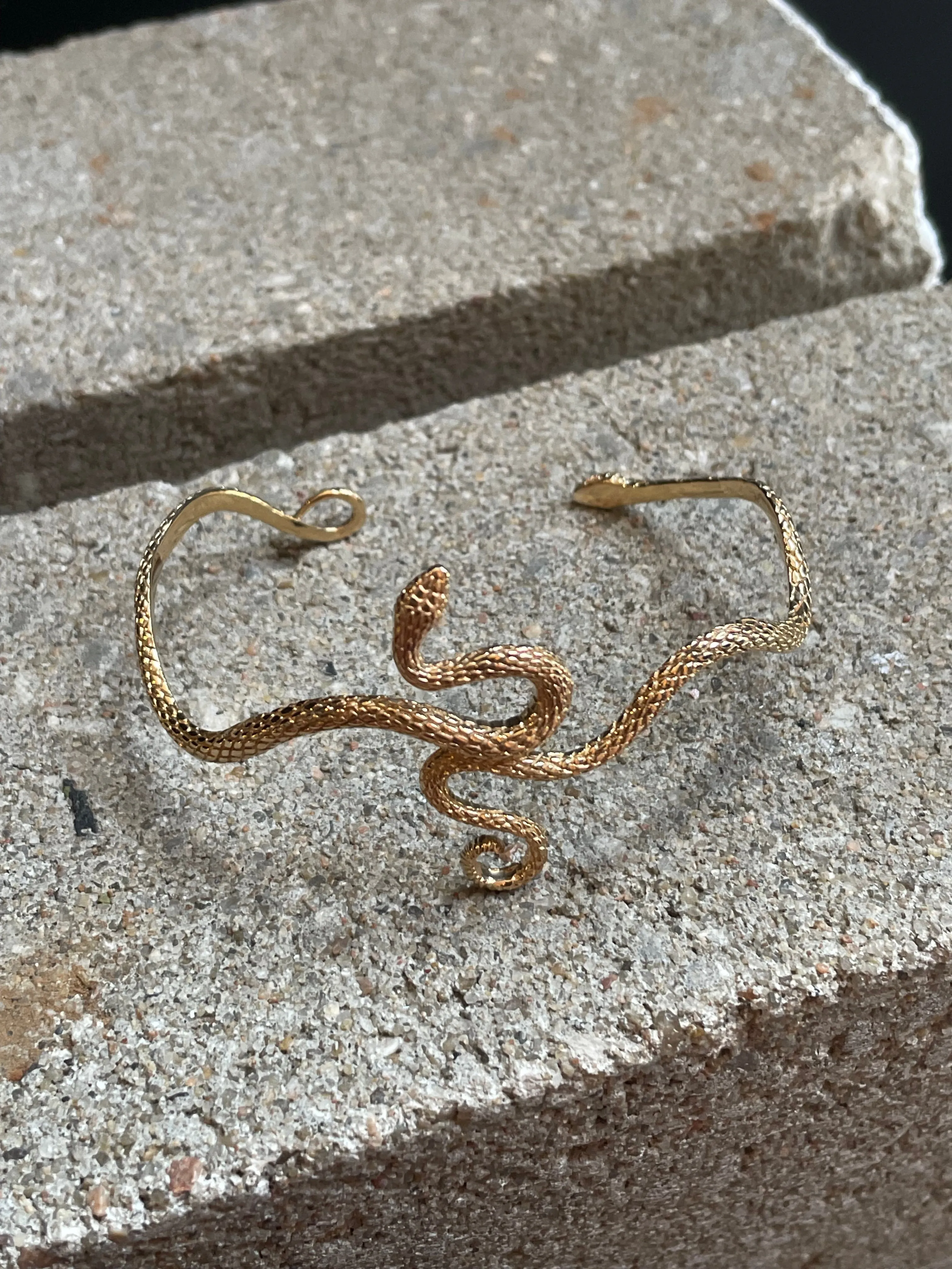 Textured Snake Bracelet - Bronze