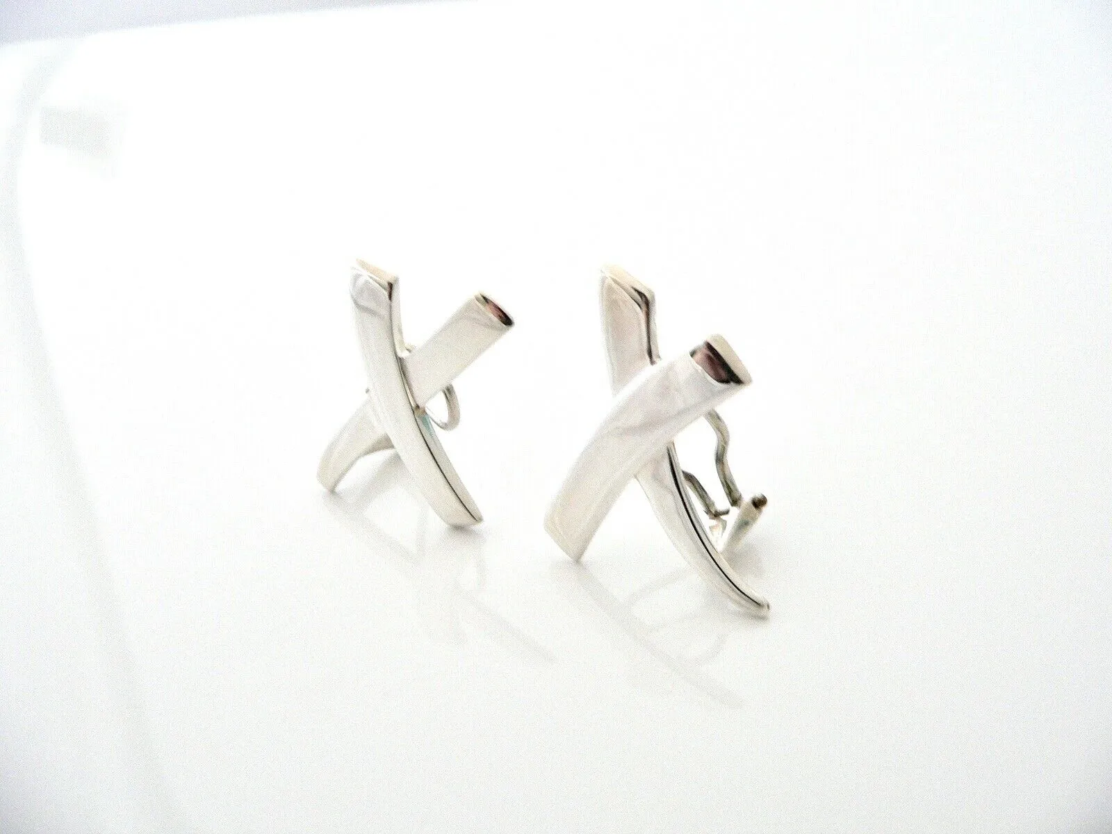 Tiffany & Co Picasso Kiss Earrings X Clip Omega Backs Silver Love Gift Classic