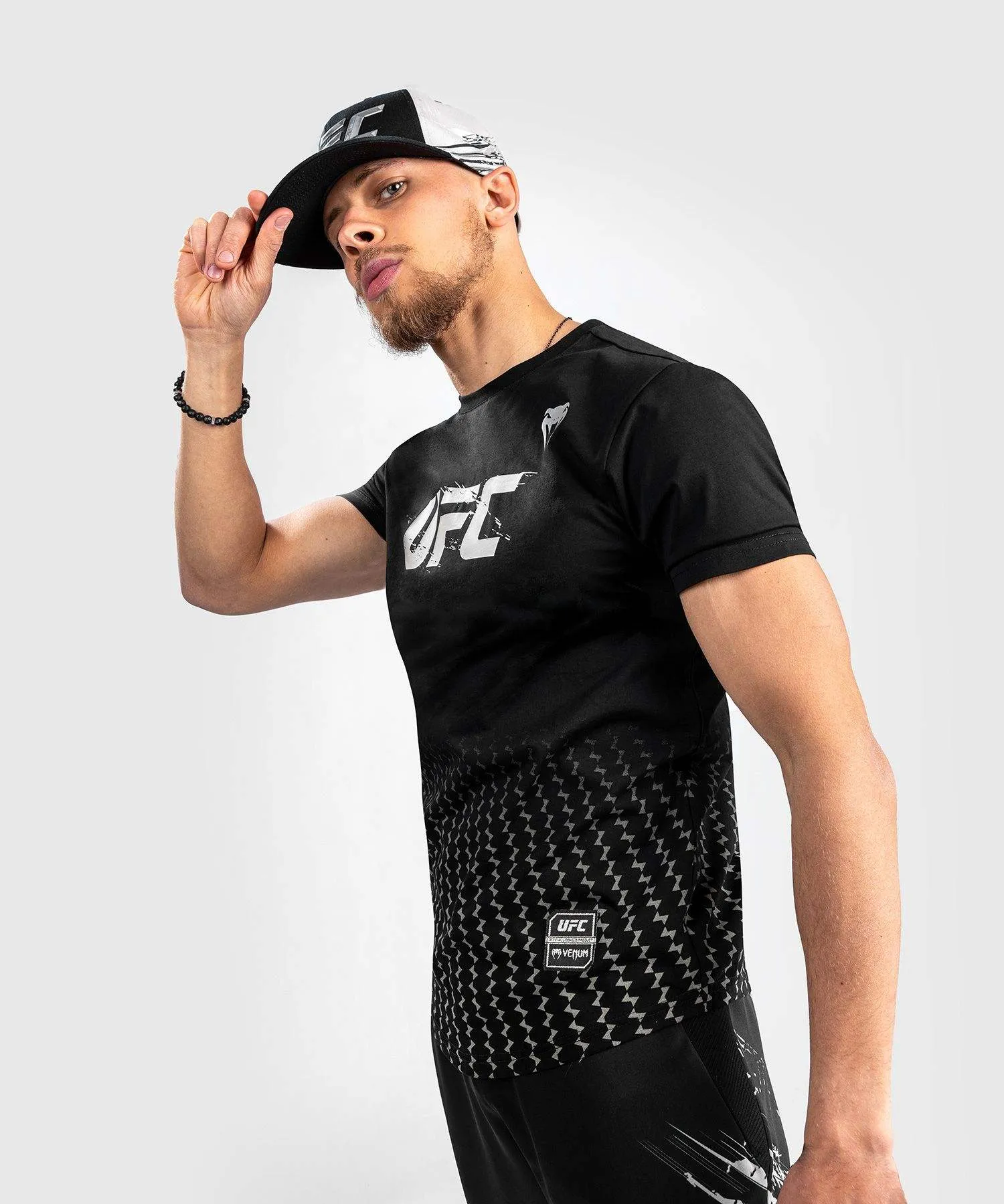 VENUM® UFC AUTHENTIC FIGHT WEEK MEN’S 2.0 SHORT SLEEVE T-SHIRT