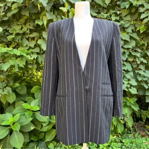 Vintage 1980’s/90’s Dana Buchman navy &amp; white pinstripe blazer